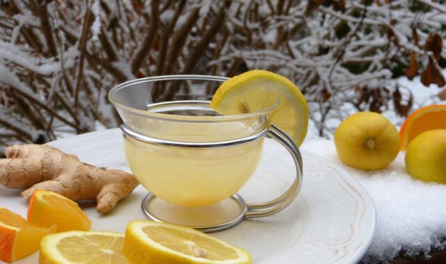 ginger, hot lemon, tea, lemon, snow, juice, cold, defense, health, immune system, vitamins, healthy, flu, winter, nature, prevent