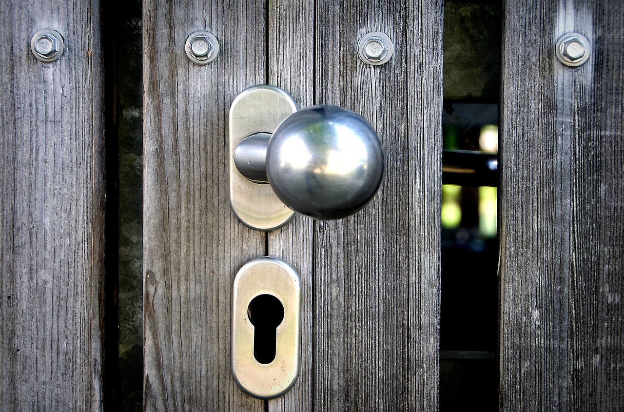 door handle, ball handle, wallpaper hd, 4k wallpaper 1920x1080, desktop backgrounds, castle, texture, wood grain, structure, laptop wallpaper, background, mac wallpaper, textures, wood structure, free background, material collection, 4k wallpaper, board wall, full hd wallpaper, template, construction material, beautiful wallpaper, free wallpaper, cool backgrounds, windows wallpaper, wallpaper 4k, detail shot, wooden structures, hd wallpaper, wooden boards, weathered