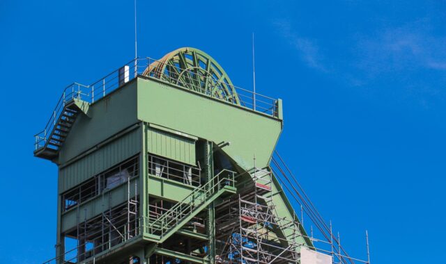 stole, headframe, mining, money, industrial plant, mine, industry, bill, industrial heritage, heaven, technology, drill, conveyor system