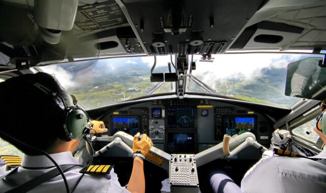 bario, pilots, borneo, dhc-6-400 cockpit, fly, kelabit highlands, de havilland, pilots, pilots, pilots, pilots, pilots