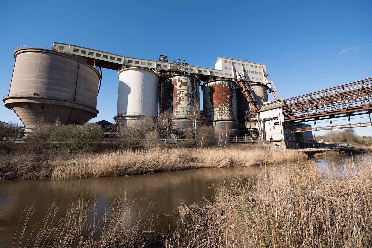 chemical, plant, industrial, facility, pipe, nature, toxic, heavy, storage, pollution, water, building, production, industry, brown pollution, brown industry
