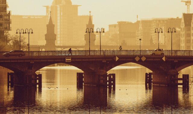 bridge, flow, cityscape, architecture, building, berlin, structures, city, bridge, berlin, berlin, berlin, berlin, berlin