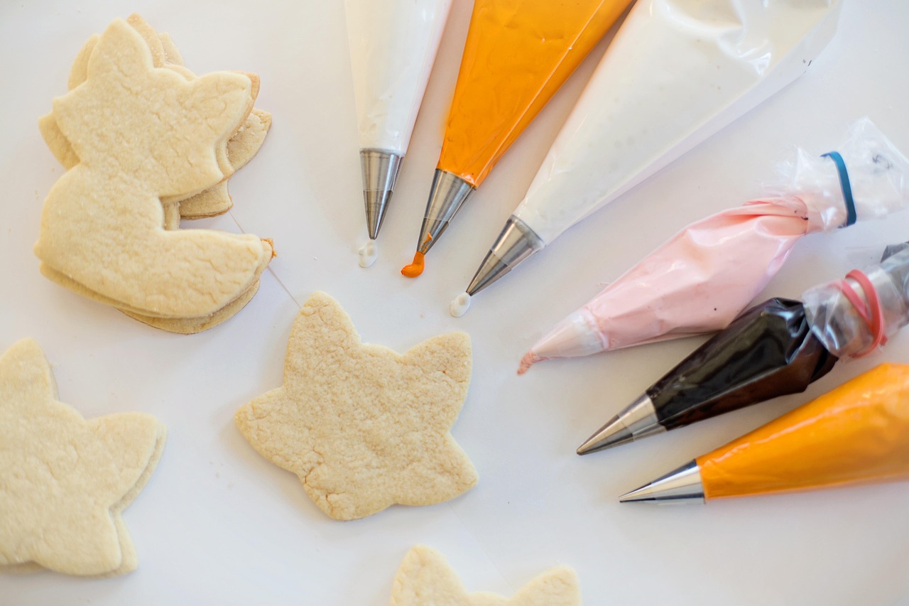 cookie decorating, royal icing, piping tips, piping bags, decoration, sweets, cookie decorating, cookie decorating, cookie decorating, cookie decorating, cookie decorating, royal icing, piping bags, piping bags