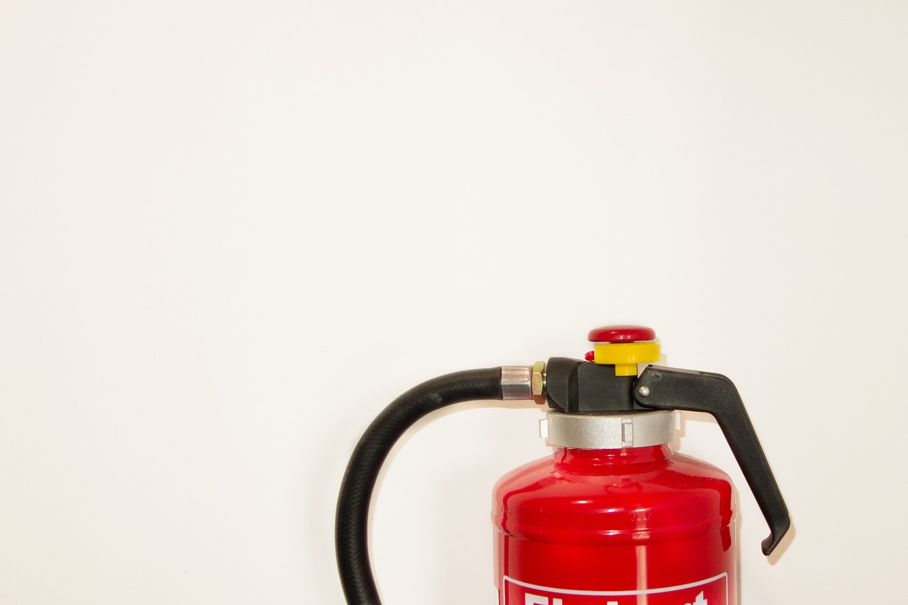 fire extinguisher, fire, fire fighting, clear, fire extinguishing, delete exercise, fire fighters, flames, exercise, burn, emergency, sos, fire extinguisher, fire extinguisher, fire extinguisher, fire extinguisher, fire extinguisher